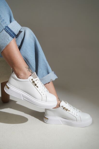 Bağcık Toka Detaylı Kadın Sneaker  BEYAZ ALTIN