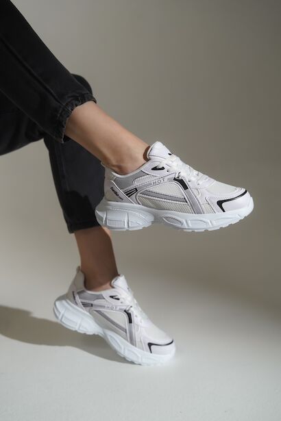 Bağcıklı Kadın Sneaker Spor Ayakkabı  Beyaz