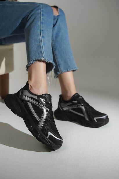 Bağcıklı Kadın Sneaker Spor Ayakkabı  SİYAH MAT