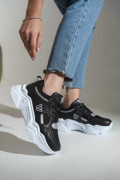 Yüksek Taban Bağcıklı Spor Ayakkabı Kadın Sneaker  Siyah Beyaz